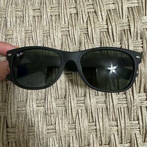 Rayban new wayfarer sunglasses